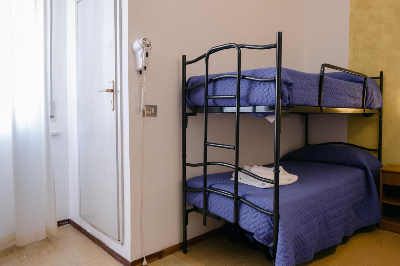 Hotel Pironi San Mauro Mare エクステリア 写真