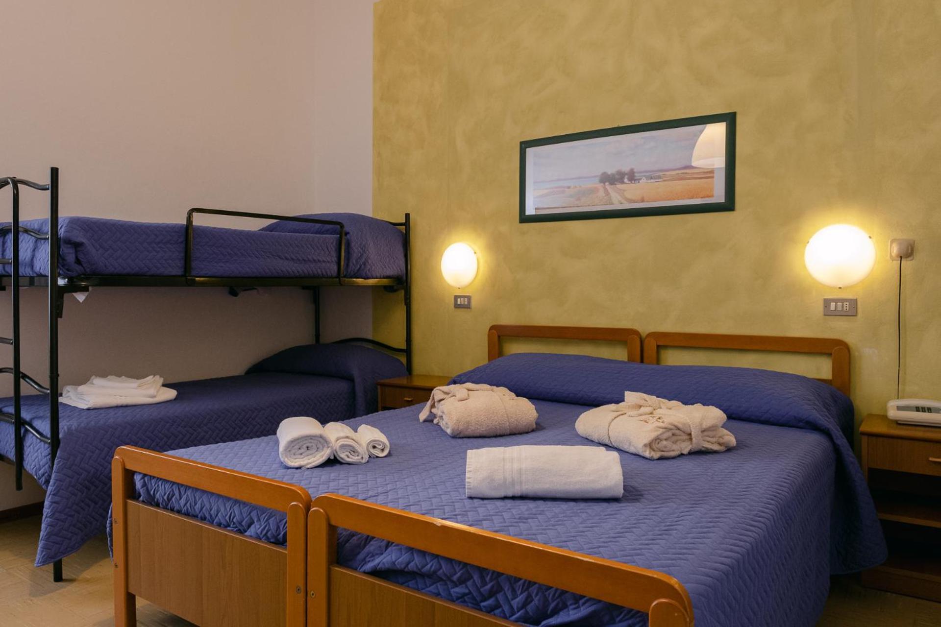Hotel Pironi San Mauro Mare エクステリア 写真