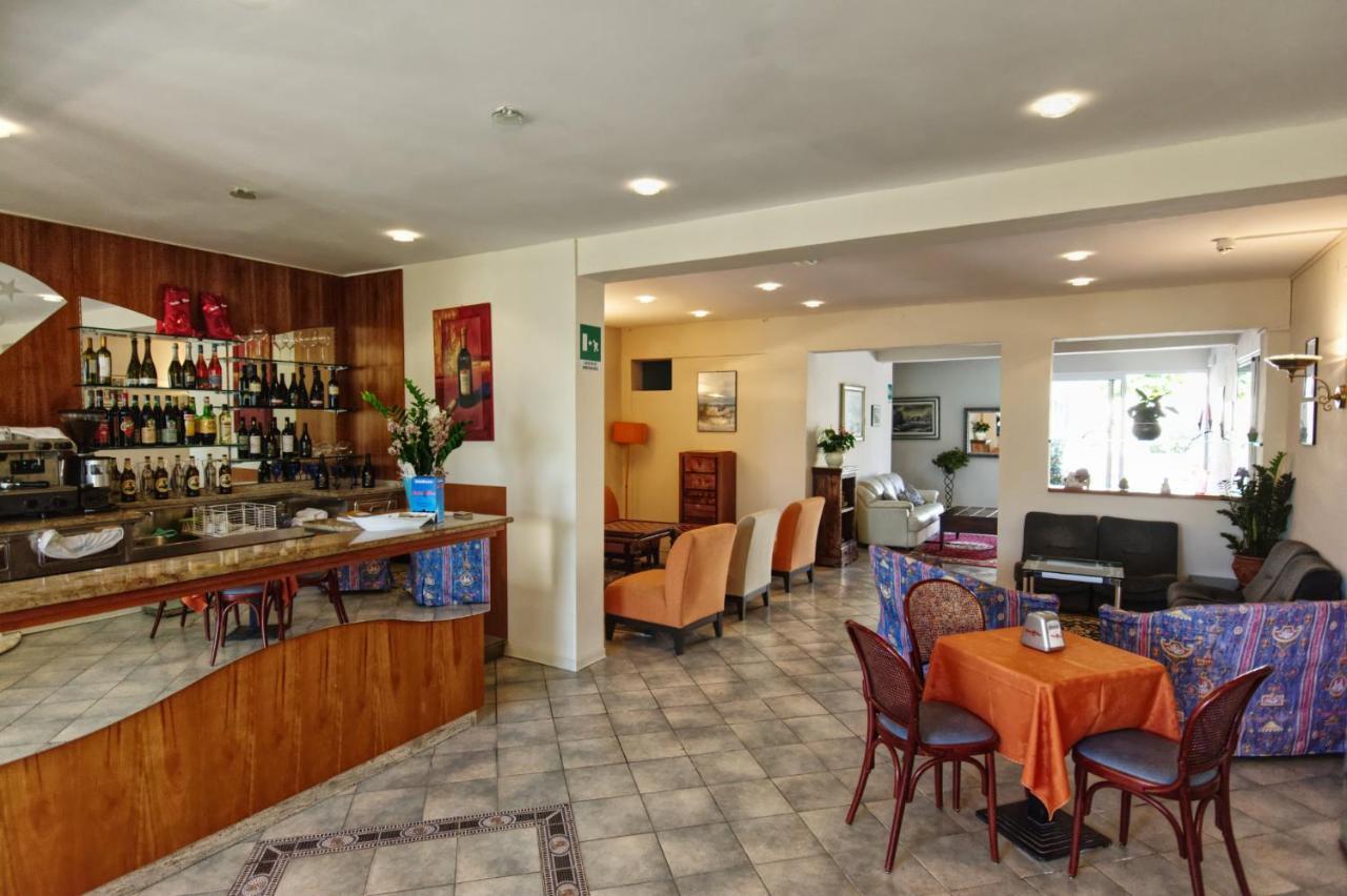 Hotel Pironi San Mauro Mare エクステリア 写真